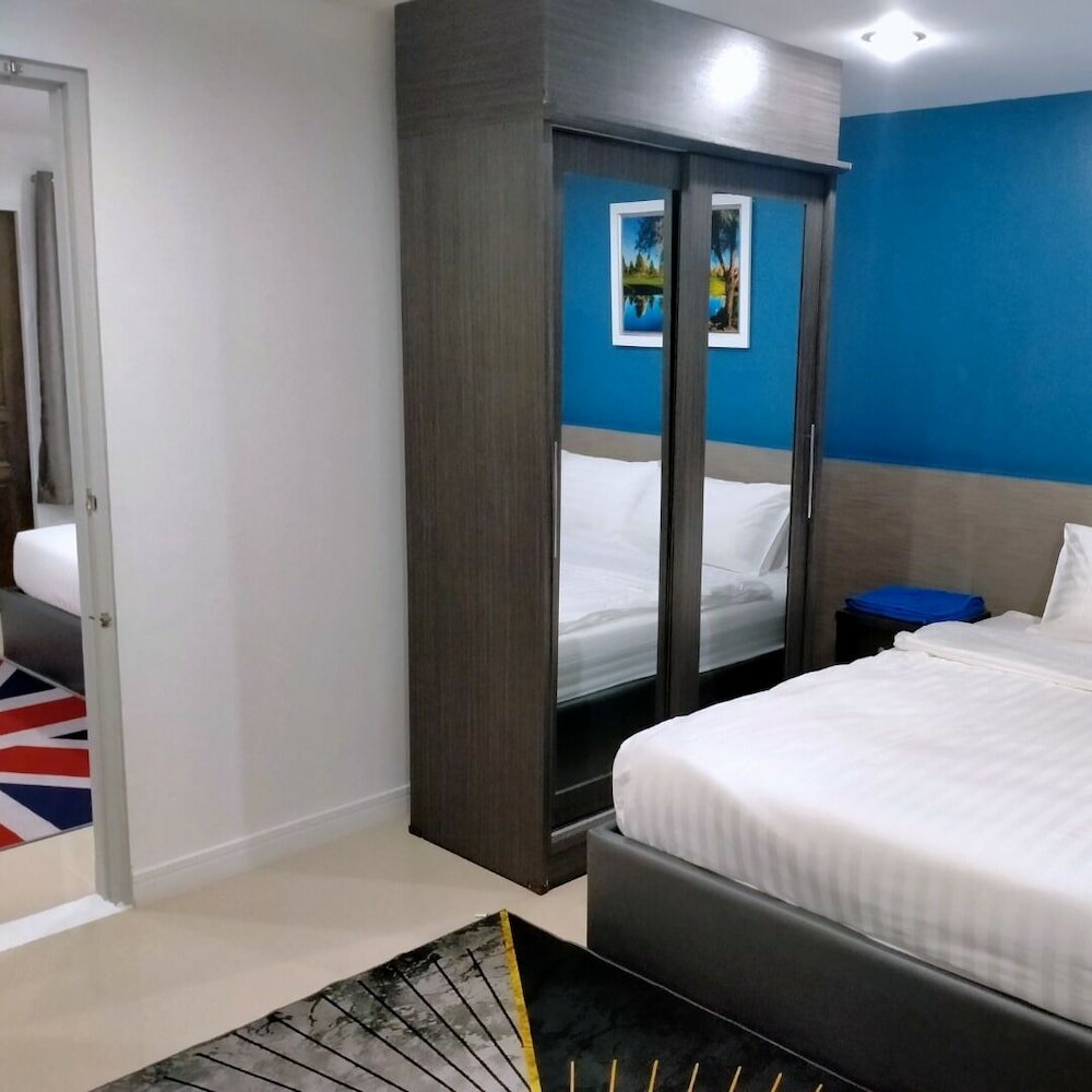Фото Poonsuk Place Hotel