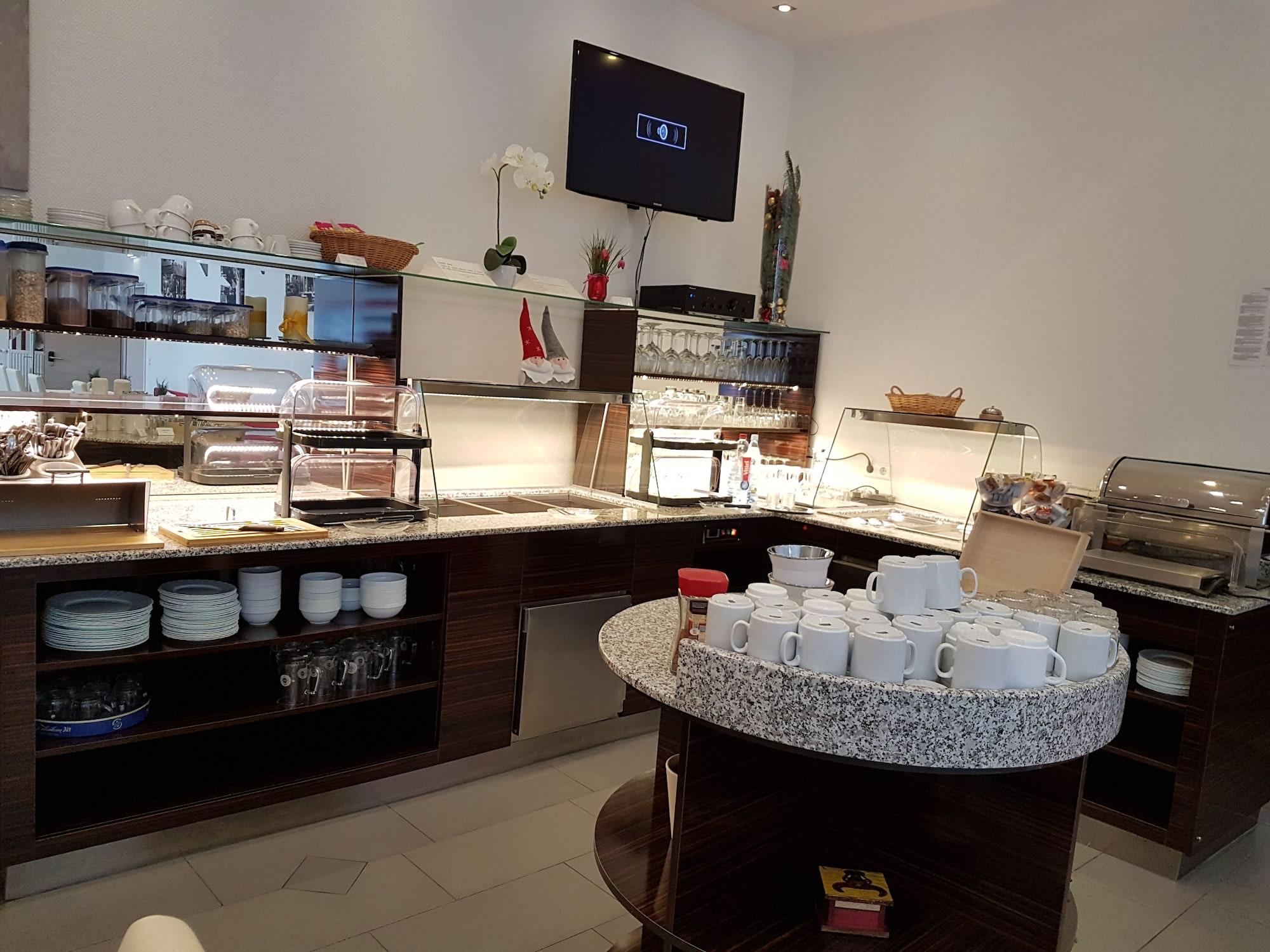 Фото City Hotel Garni Ahlen