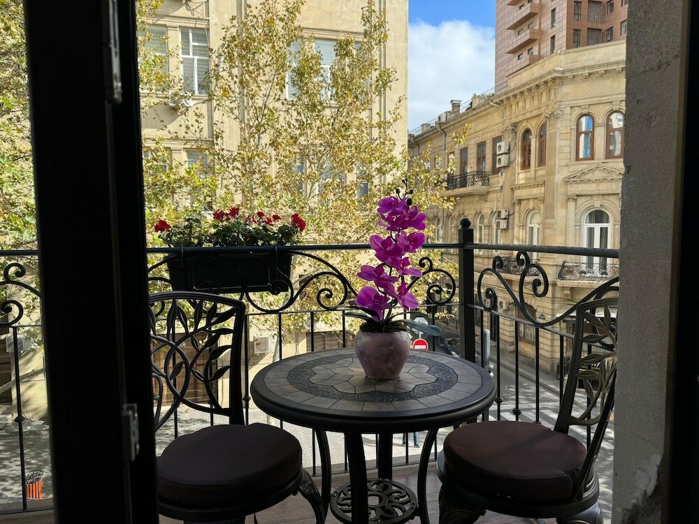 Фото Midway Baku Hotel