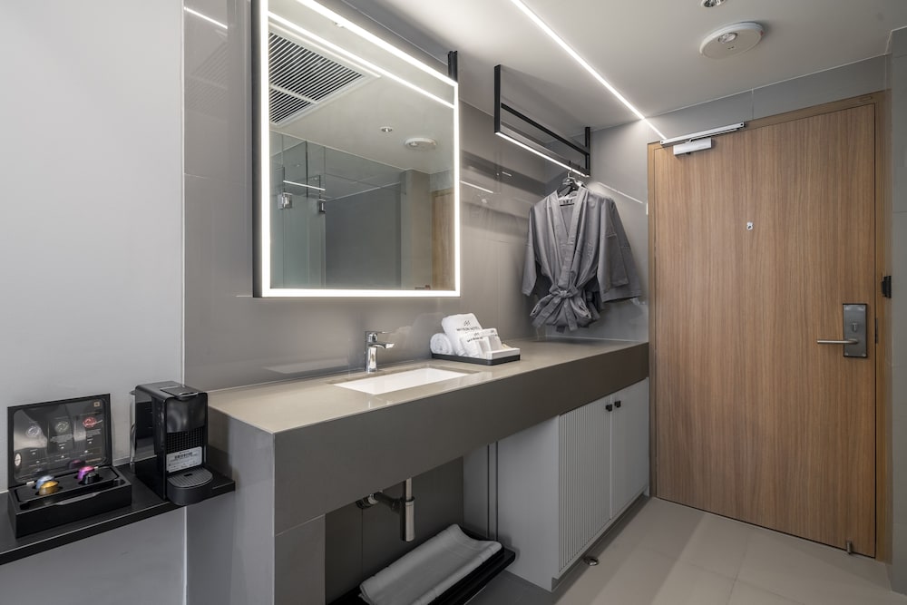 Фото Maison Hotel Bangkok