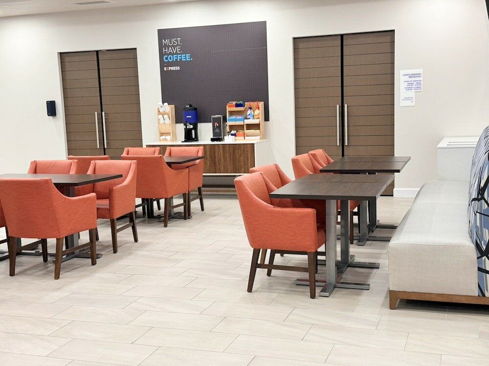 Фото Holiday Inn Express Corpus Christi Beachfront, an Ihg Hotel