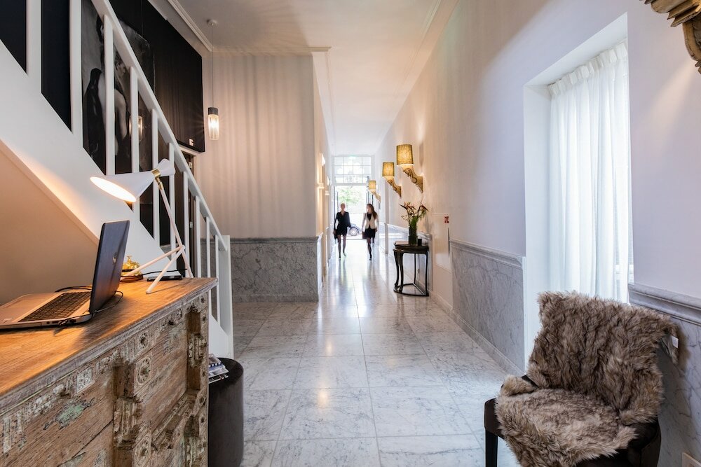 Фото Stadsvilla Mout