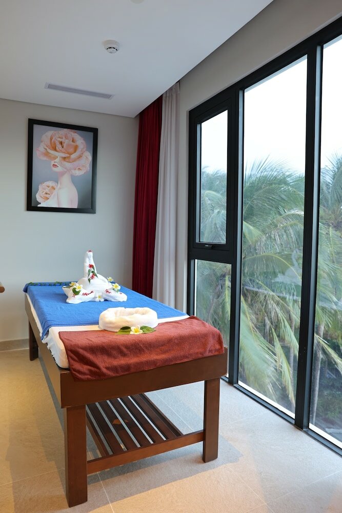 Фото Vipol Mui Ne Hotel & SPA