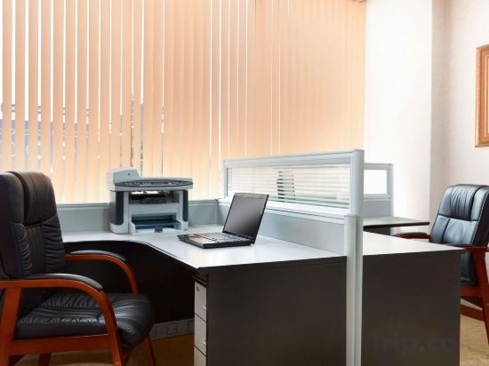 Фото Ramada Plaza by Wyndham Gence