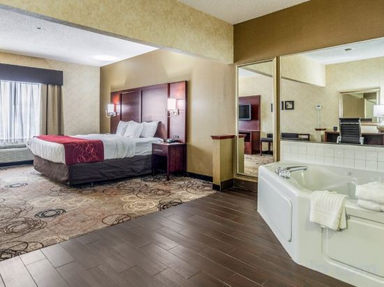 Фото Comfort Suites
