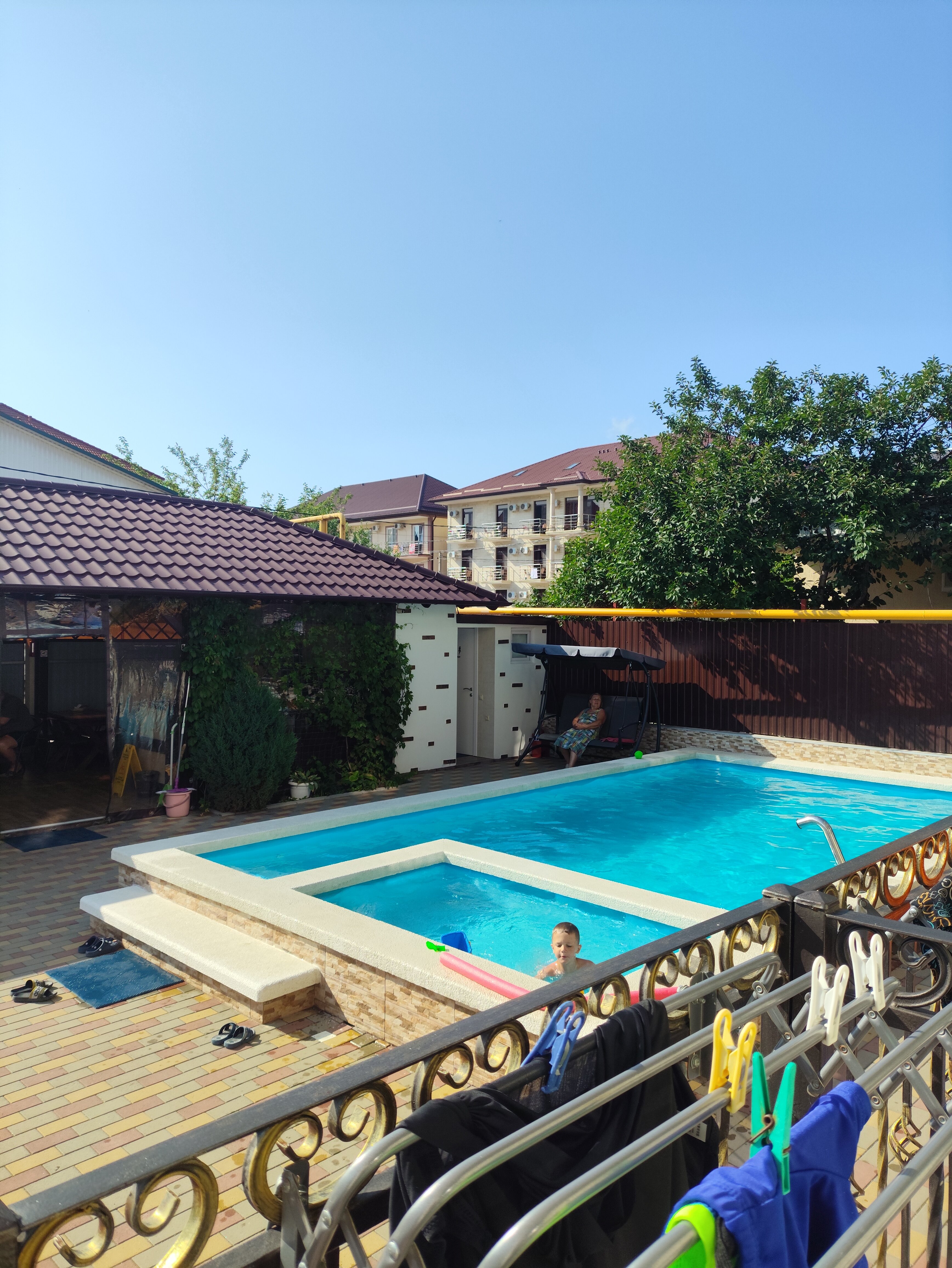 Фото Атмосфера