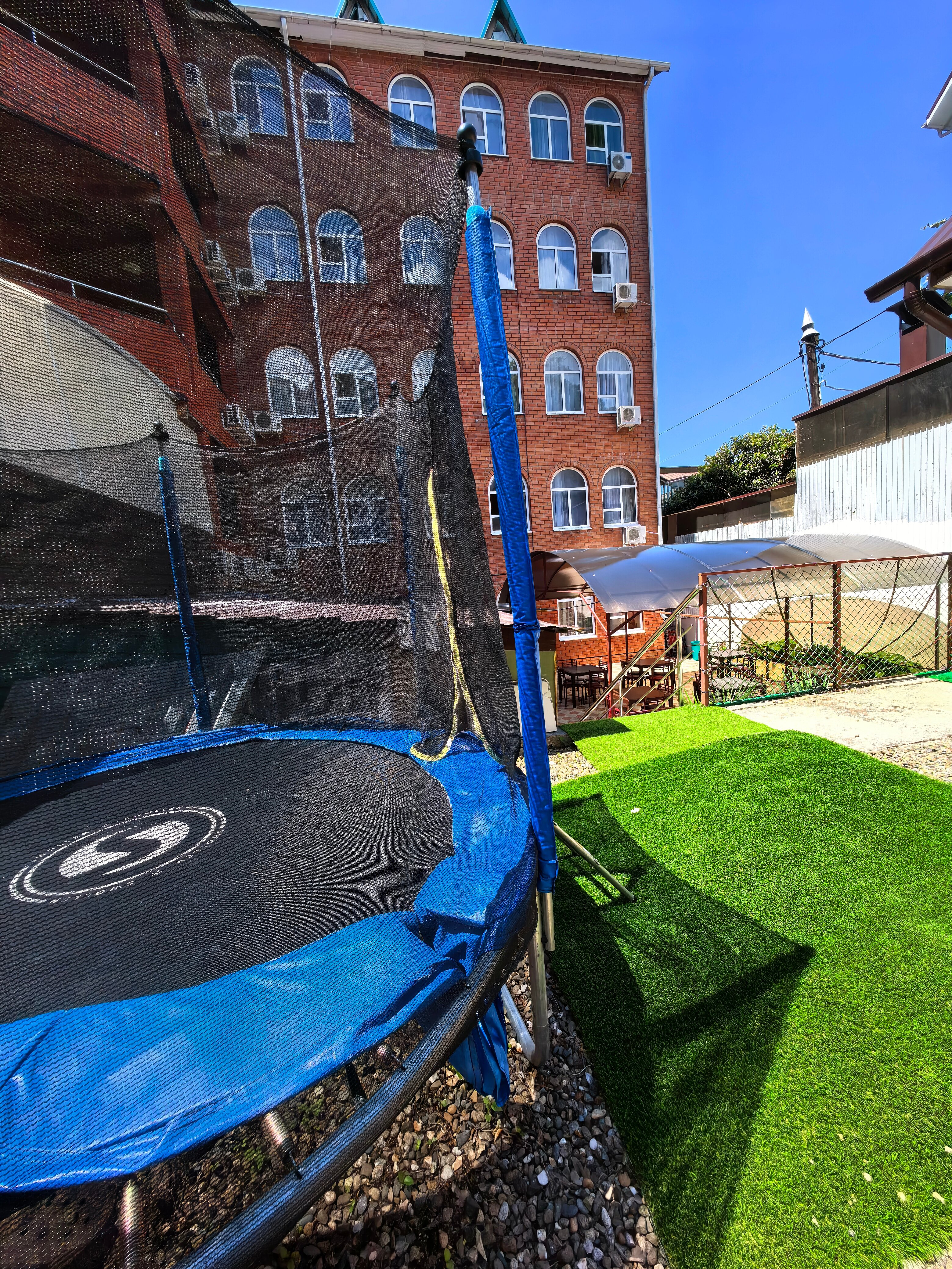 Фото отеля 3