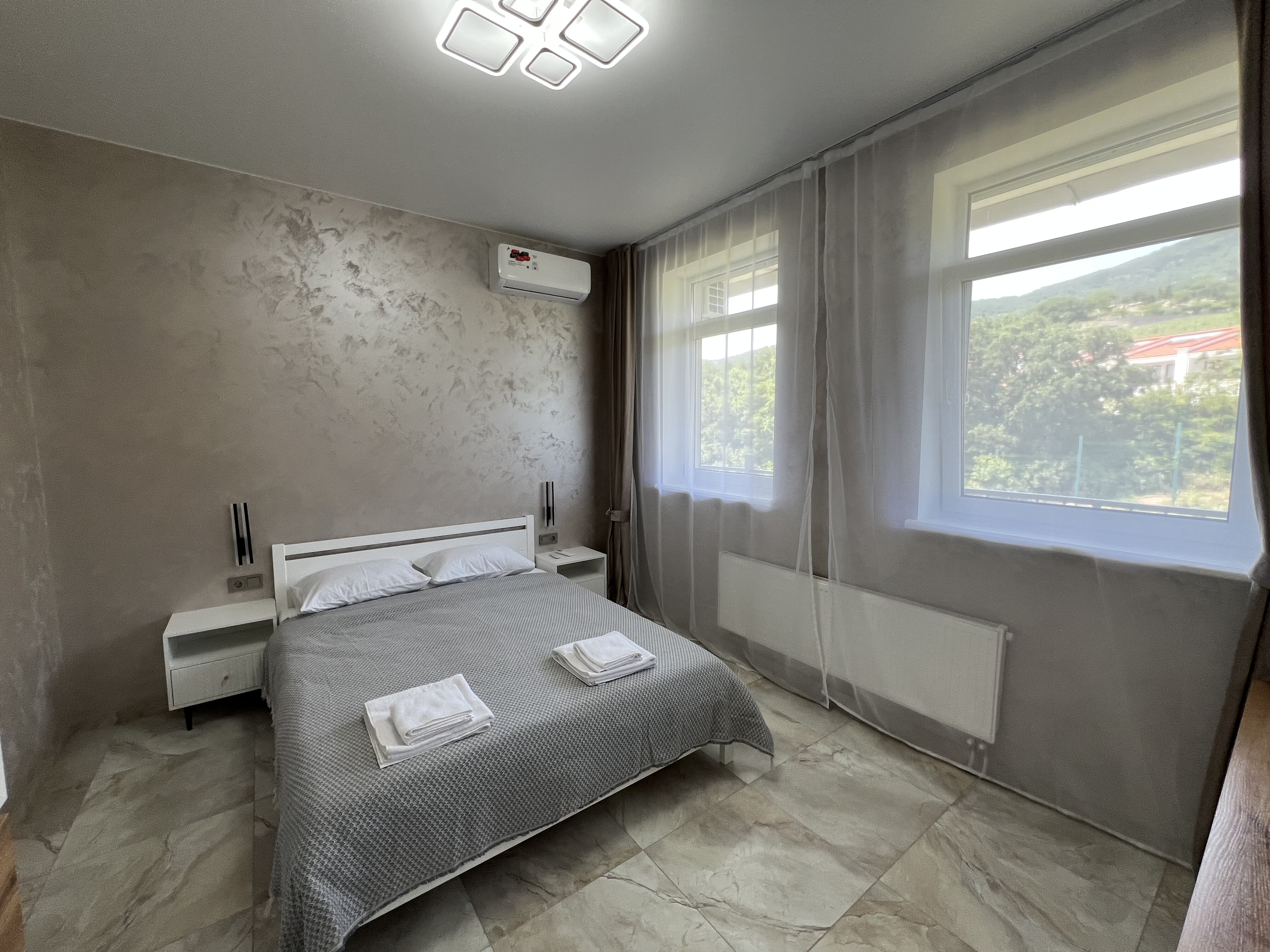 Фото Альмари