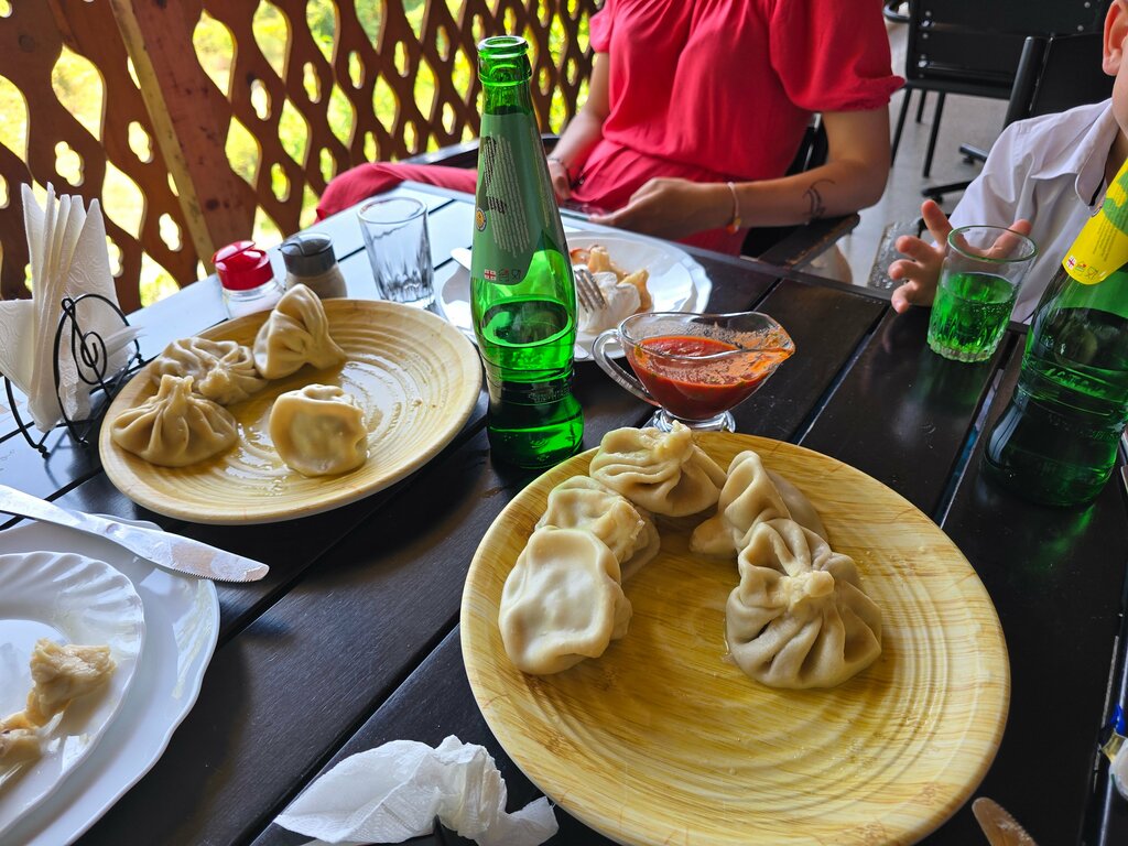 Bar, pub მცხეთის გარაჟები, Mtskheta, photo