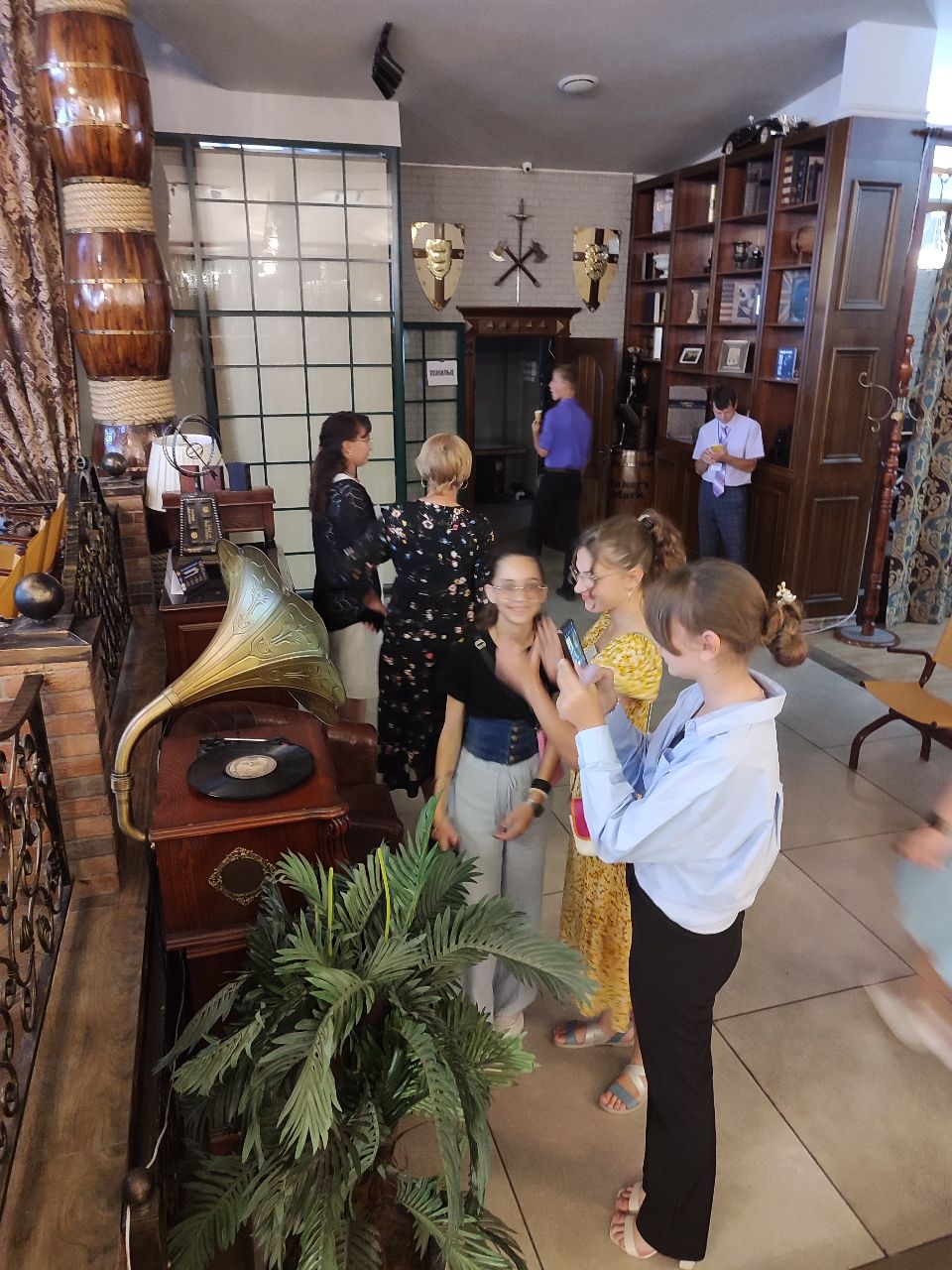 Фото Empire city