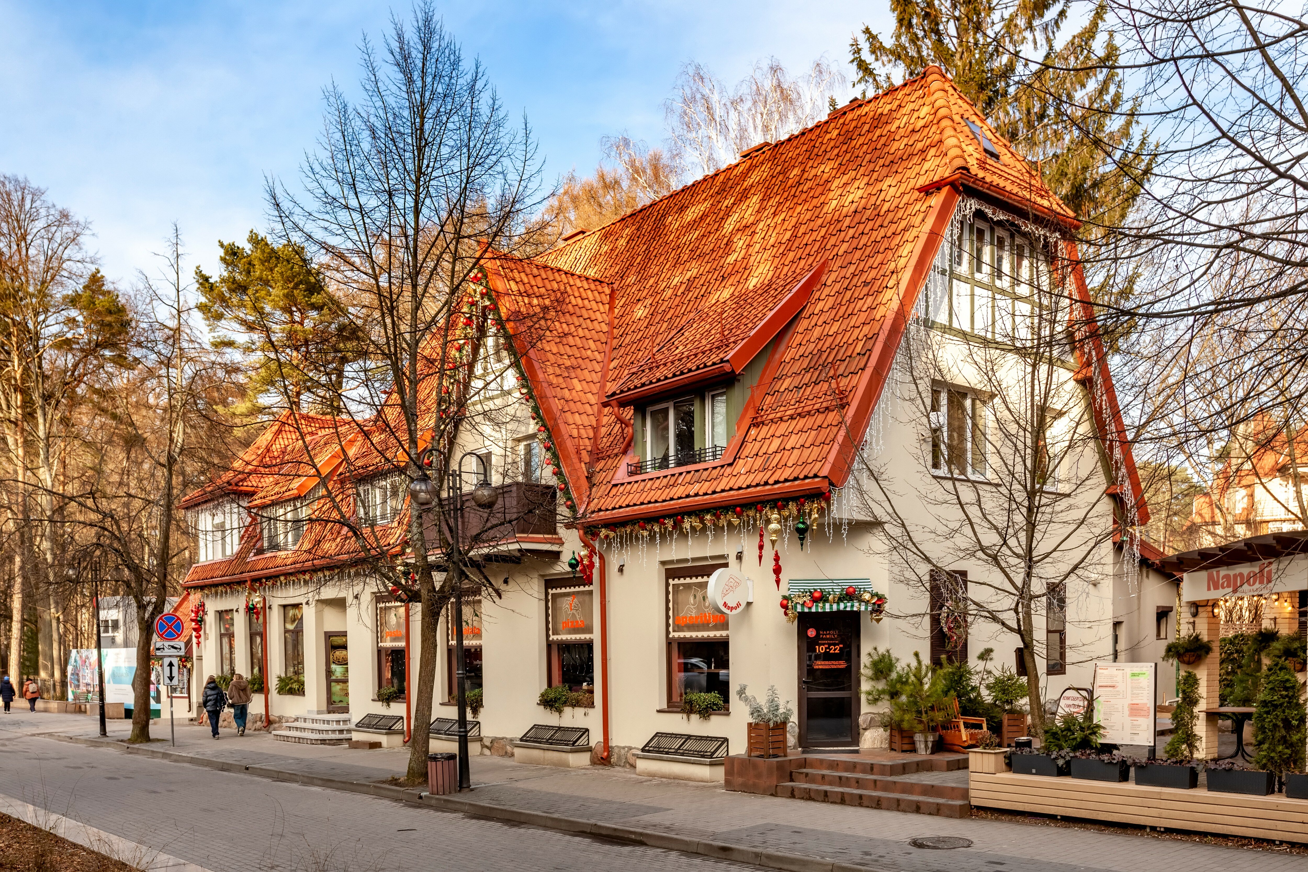 Фото отеля 1