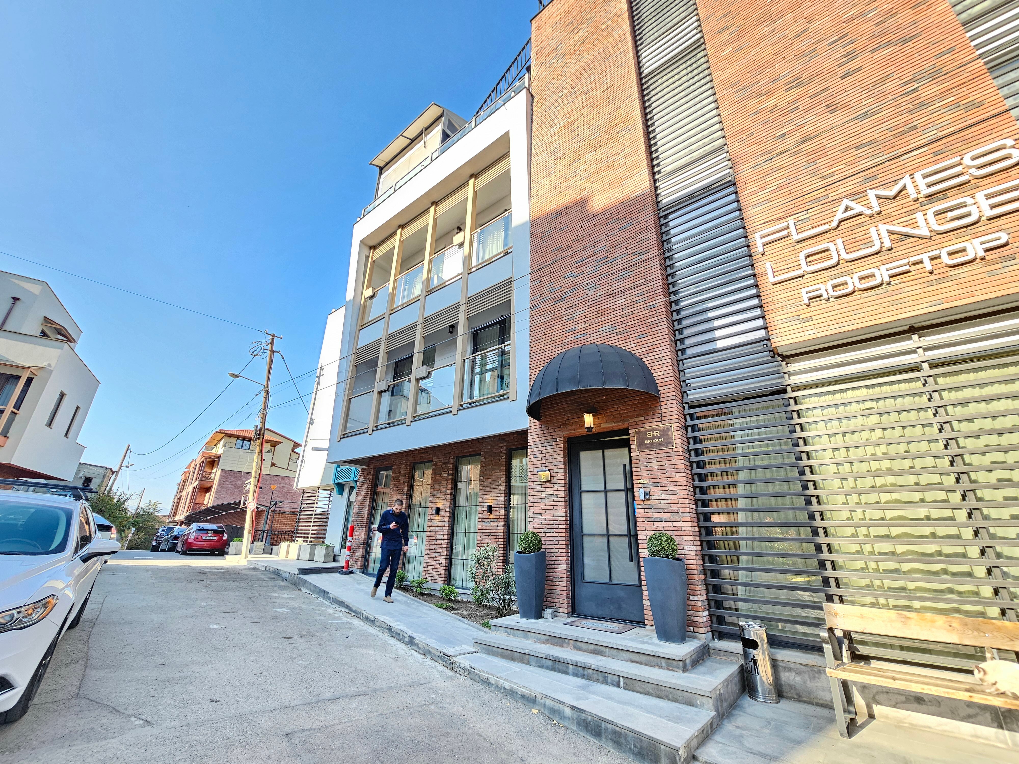 Фото Brooch Boutique Hotel