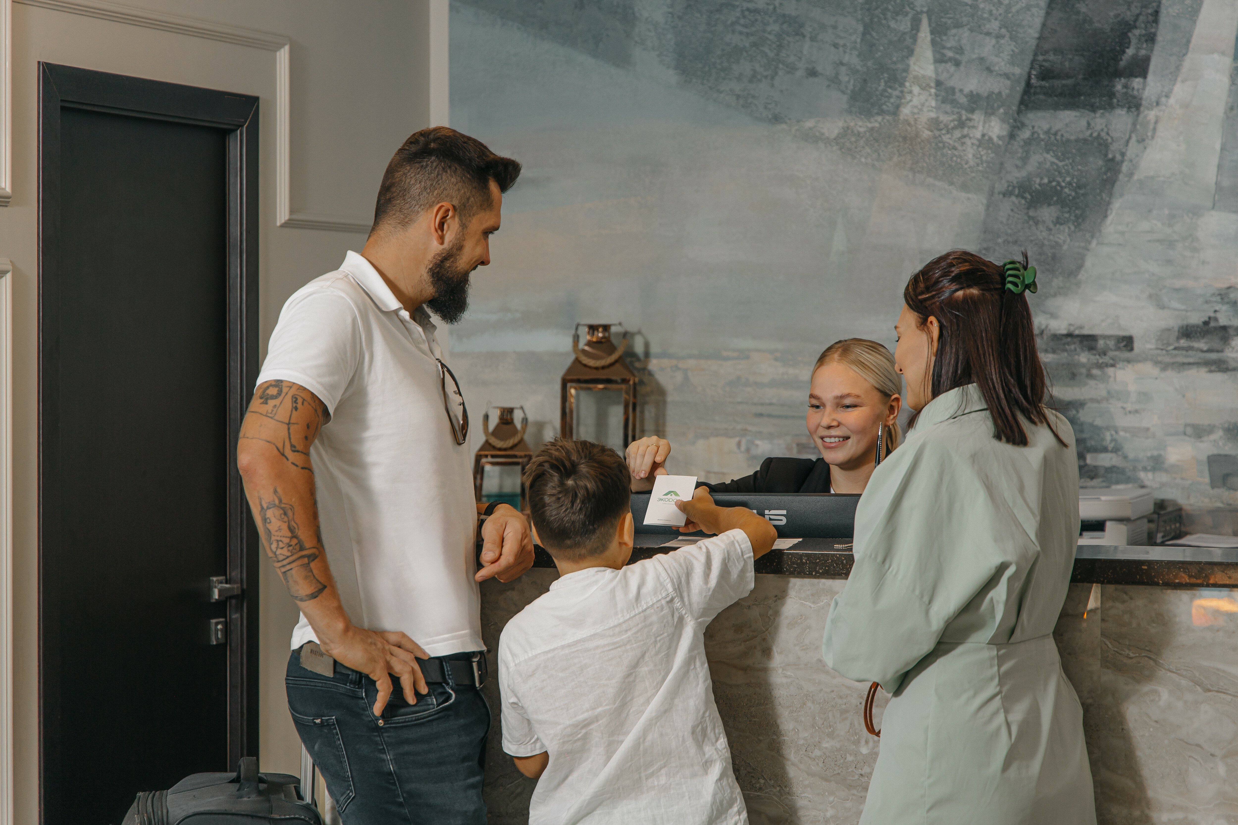 Фото отеля 2