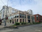 Loft Na Srednem (Sredniy Vasilyevskogo Ostrova Avenue, 83) ، مطعم يقدم الشيشة