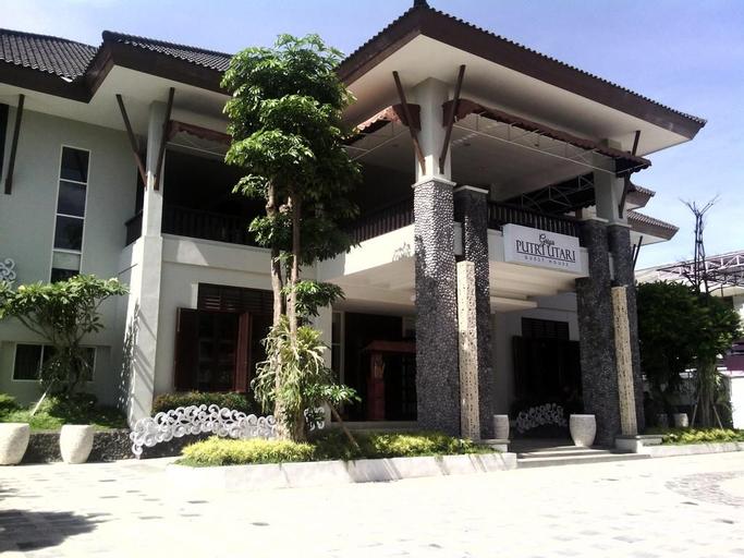 Фото Oyo 282 Putri Utari Guest House