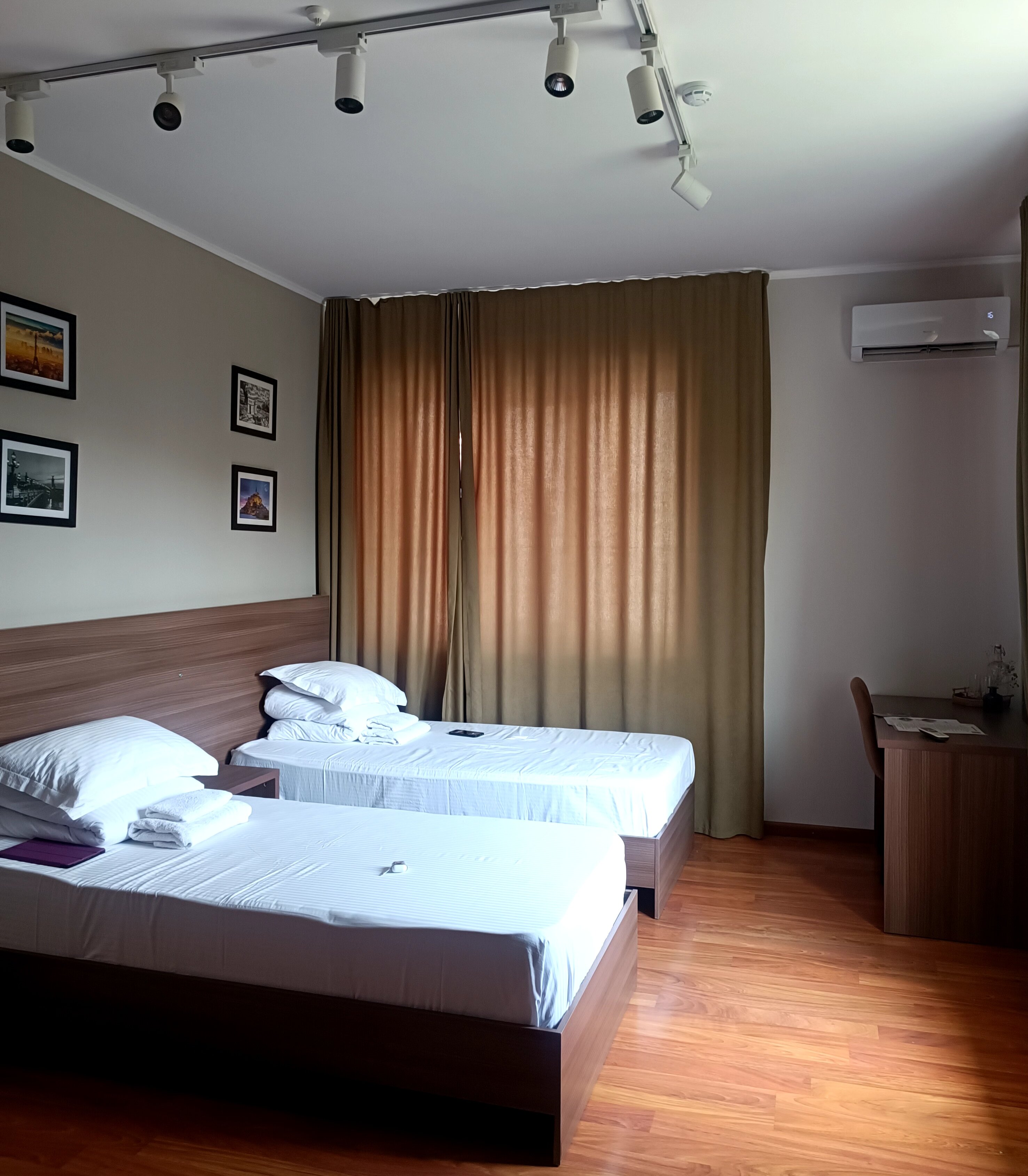 Фото People Hostel