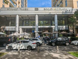 Sunlux solarium (Aram Street, 64), indoor tanning