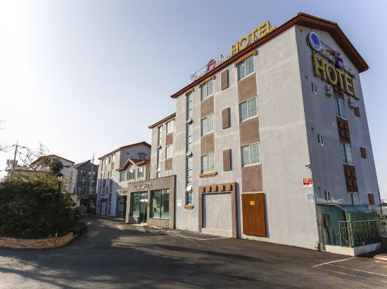 Фото Jeju Ocean Family Hotel