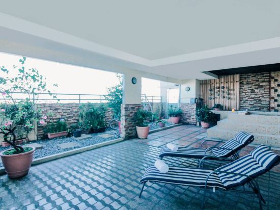 Фото Greenhills Elan Hotel Modern