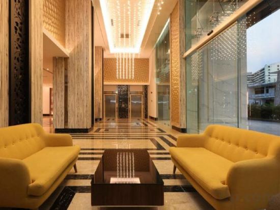 Фото Hompton by the Beach Penang