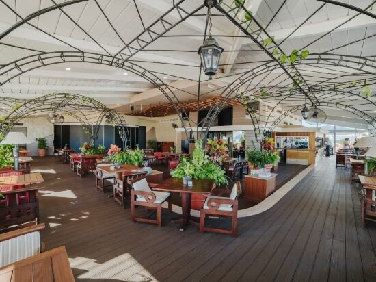 Фото The Arkin Colony Hotel