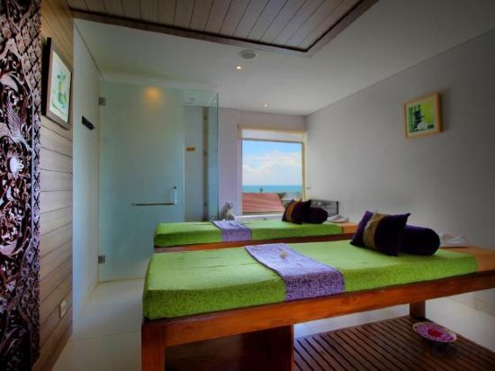 Фото The Kirana Canggu Hotel