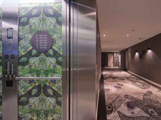 Фото Adina Apartment Hotel Cologne