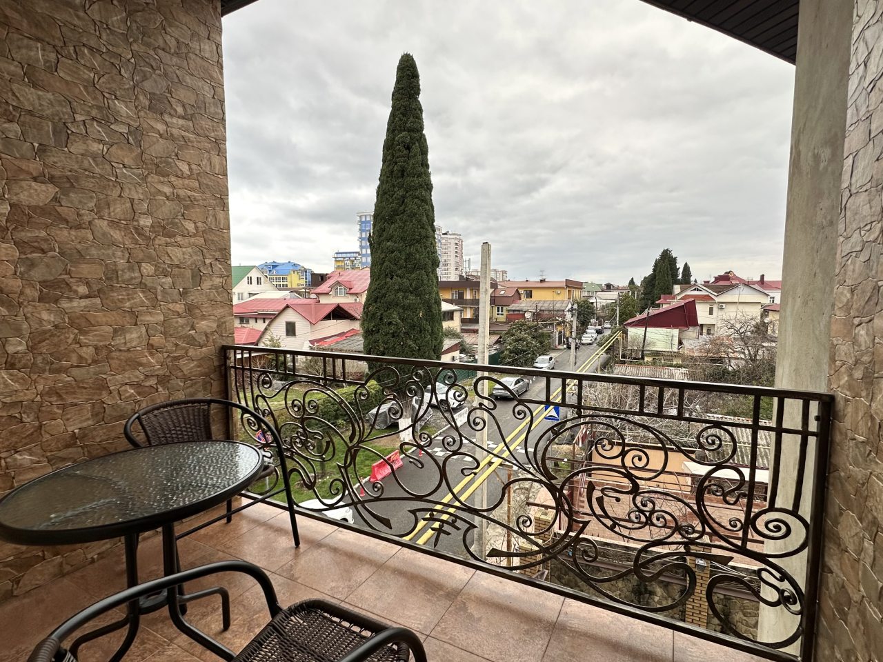 Фото отеля 2