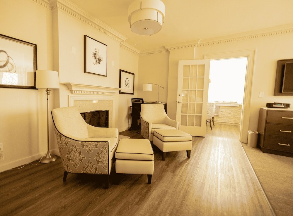 Фото The Grand Summit Hotel