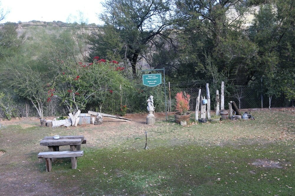 Фото Aan Die Oewer Guest House