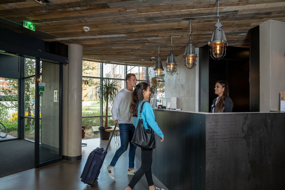 Фото Urban Lodge Hotel