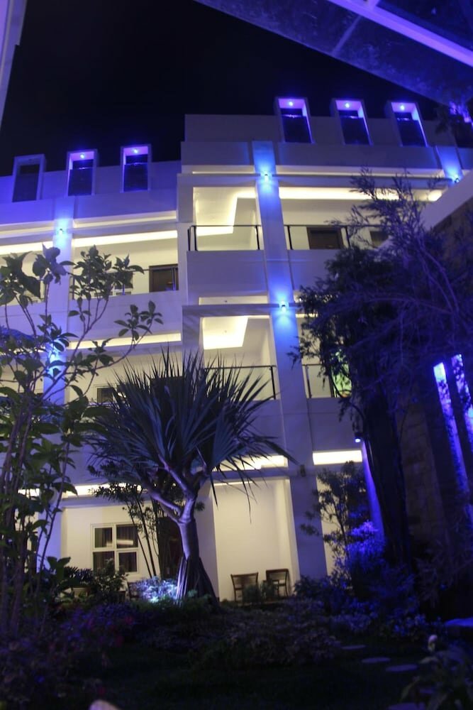 Hotel Tlogomas Guest House, Malang, photo