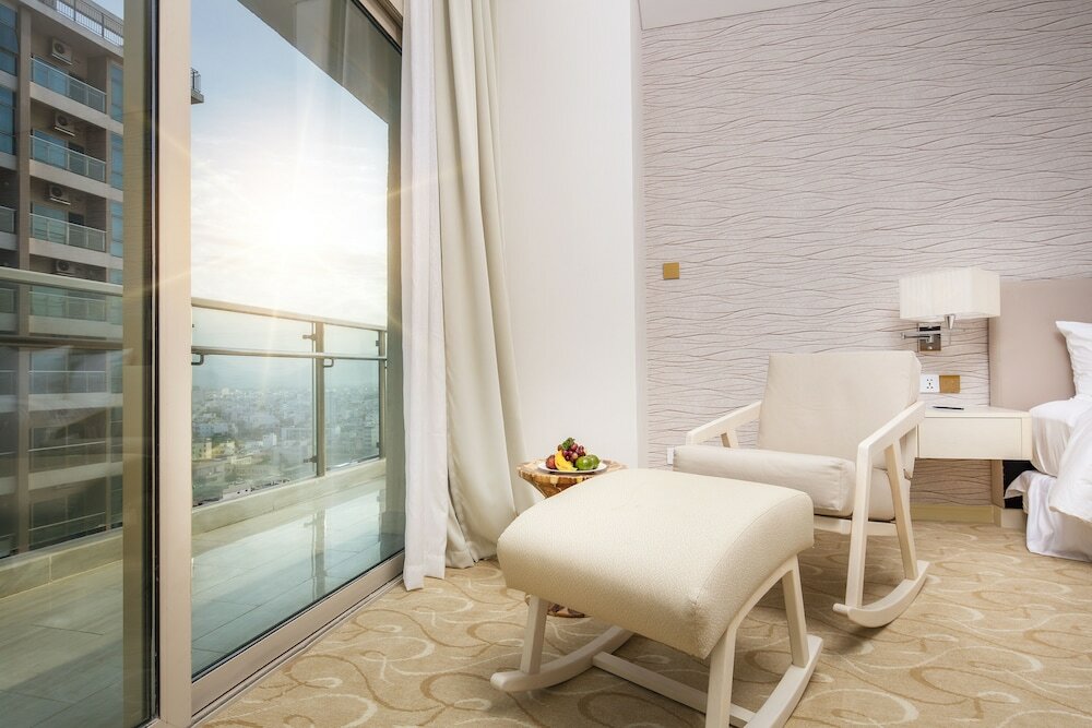 Фото Diamond Bay Nha Trang Hotel