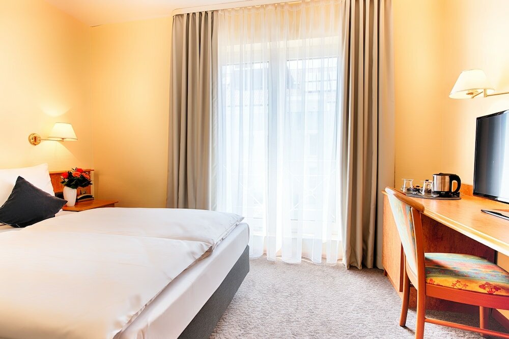 Фото Achat Hotel Bad Dürkheim