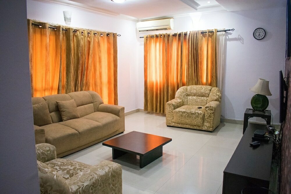 Фото Sugarland Apartments Ikoyi