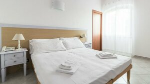 Residence Il Poggio (Andora, Via del Ginepro, 10), hotel