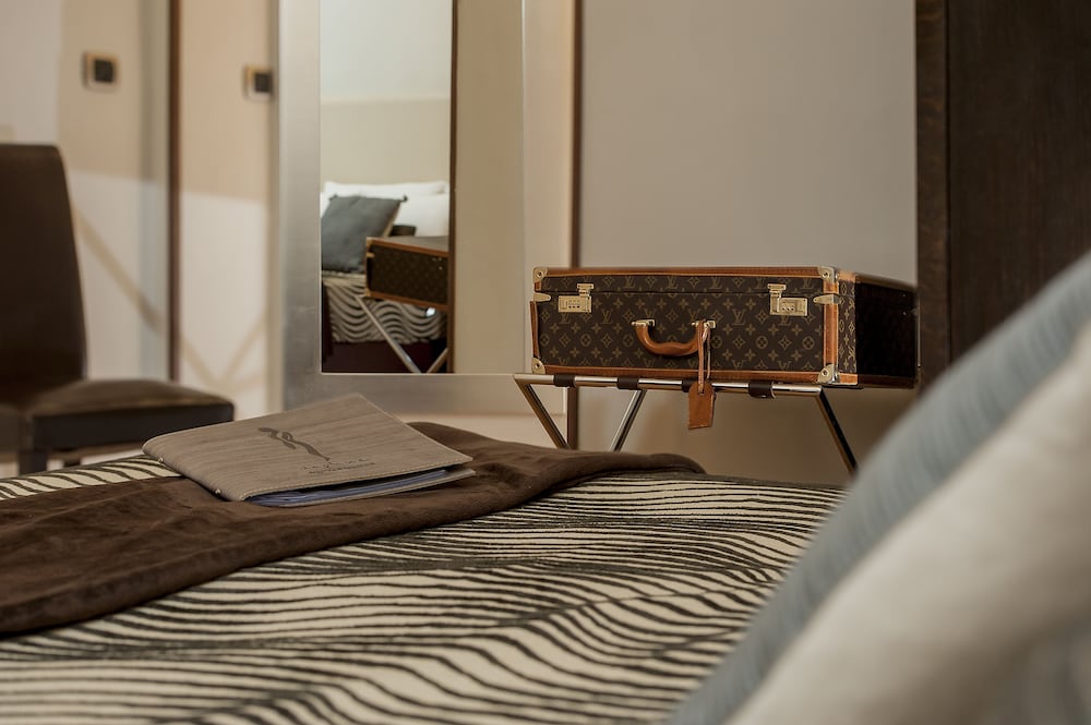 Фото Daphne Luxury Suites