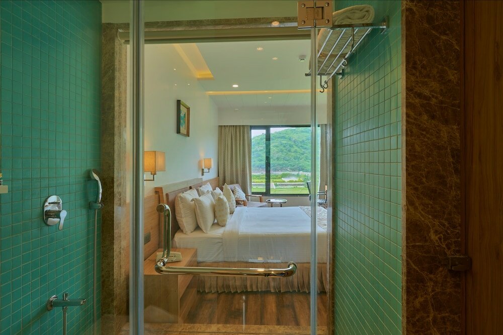 Фото Blu Feather Hotel & SPA