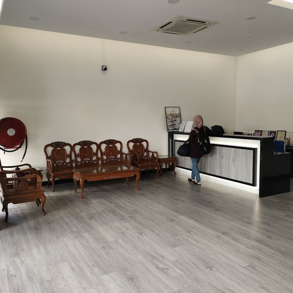 Фото Hotel K. T. Mutiara