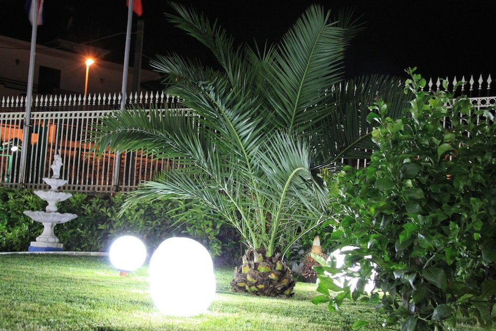 Фото Ranch Palace Hotel