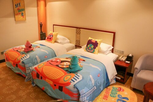 Гостиница Ramada Plaza Taian в Тайане