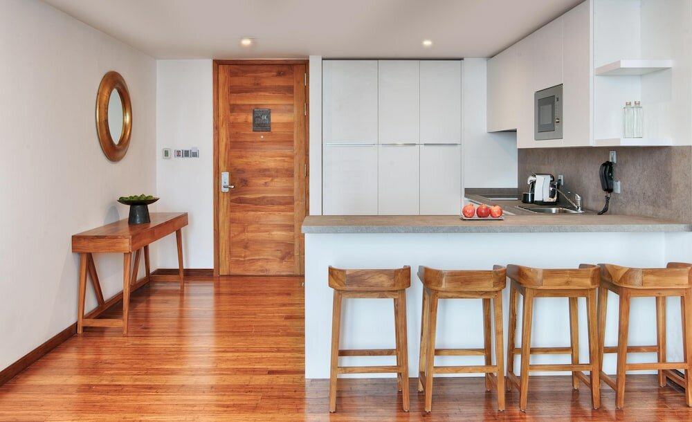 Фото Jetwing Colombo Seven