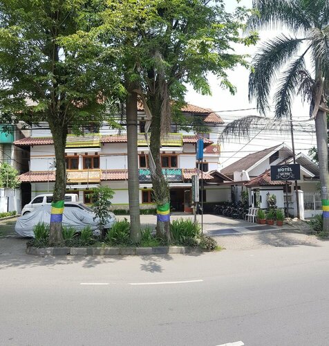 Гостиница Hotel Bali Indah в Провинции Западная Ява