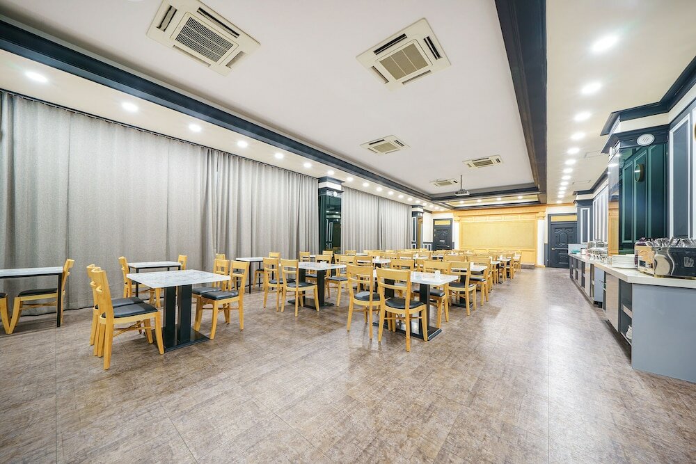 Фото Browndot Gwangju Sangmu