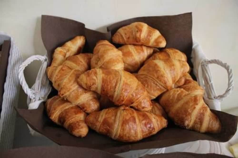 Фото Hotel Plaza