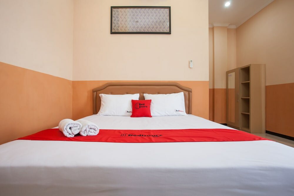 Фото RedDoorz @ Rampal