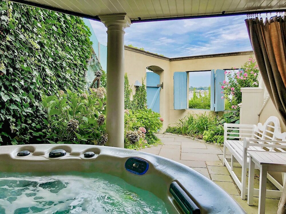 Фото The Chanler at Cliff Walk