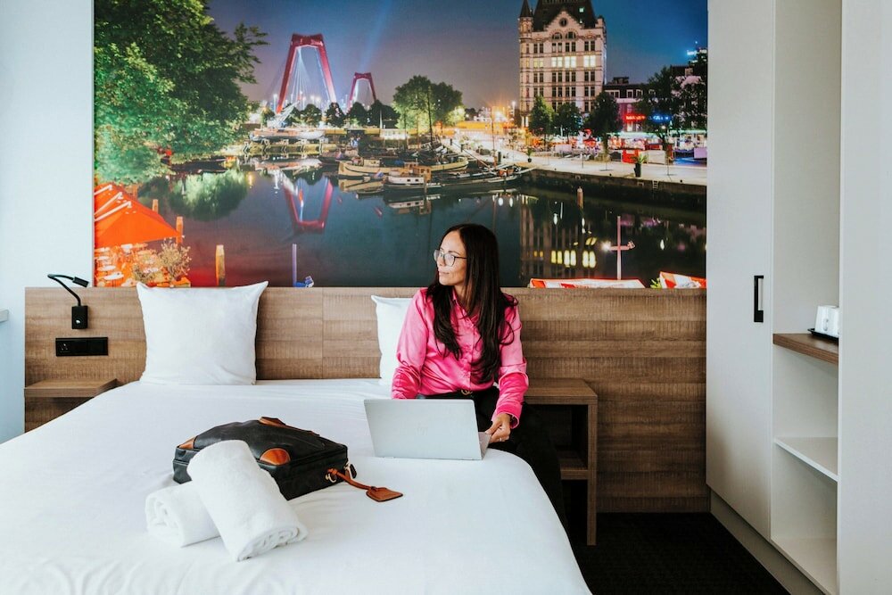 Фото Rotterdam Teleport Hotel
