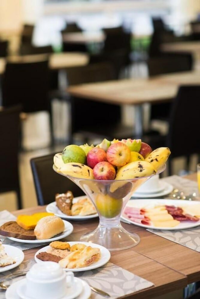 Фото Sky Premium Hotel