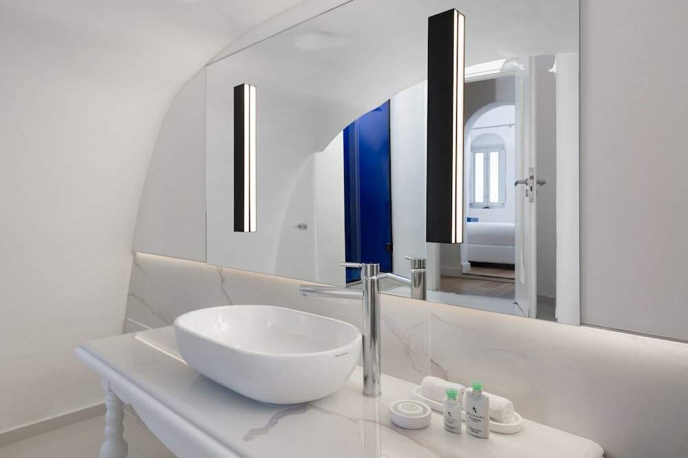 Фото Katikies Santorini - The Leading Hotels Of The World